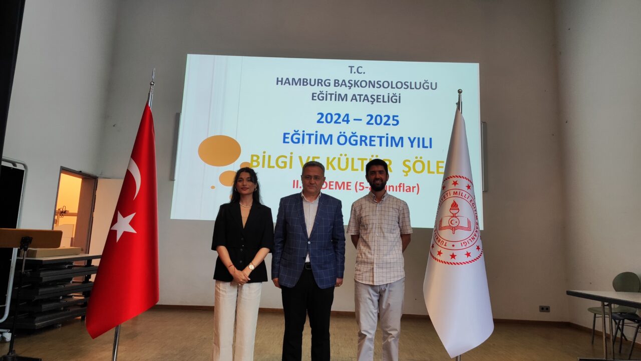 T.C. Hamburg Başkonsolosluğu Eğitim Ataşeliği 2. Bilgi ve Kültür Şöleni Stadtteilschule am Hafen’de Gerçekleşti